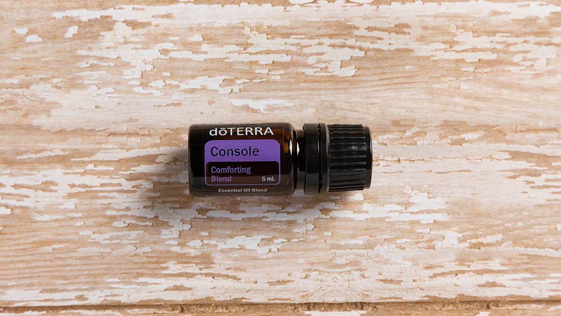 16x9_1152x648_console_essential_oil_spotlight _us_english_web.jpg