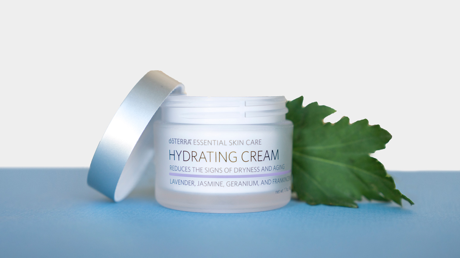 16x9_1600x900_NEW_hydrating_cream_us_en_web.jpg