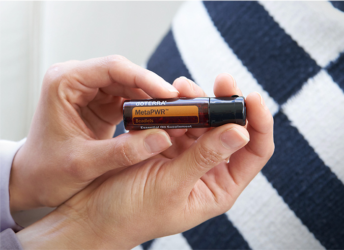 hand holding metapwr beadlet