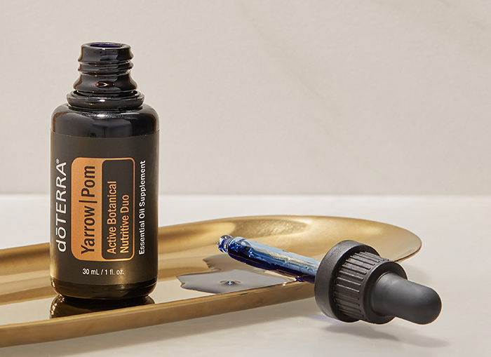 Yarrow Pom Product image